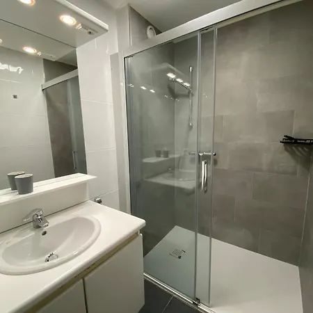 In Estartit With Sea Beach, Cleaning Included Apartment